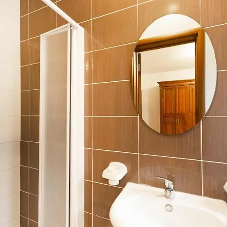 - Lovely 3 Bedroom Unit With Own Private Entrance Σπίτι διακοπών Gudja