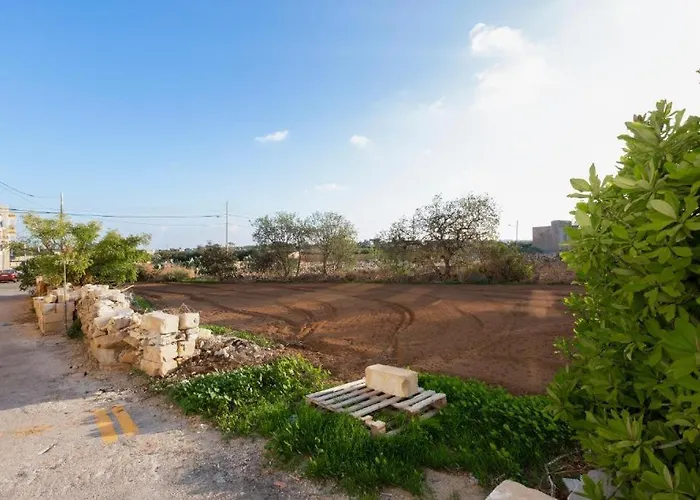 - Lovely 3 Bedroom Unit With Own Private Entrance Σπίτι διακοπών *