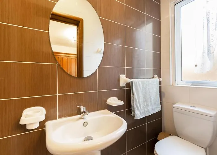 Σπίτι διακοπών - Lovely 3 Bedroom Unit With Own Private Entrance